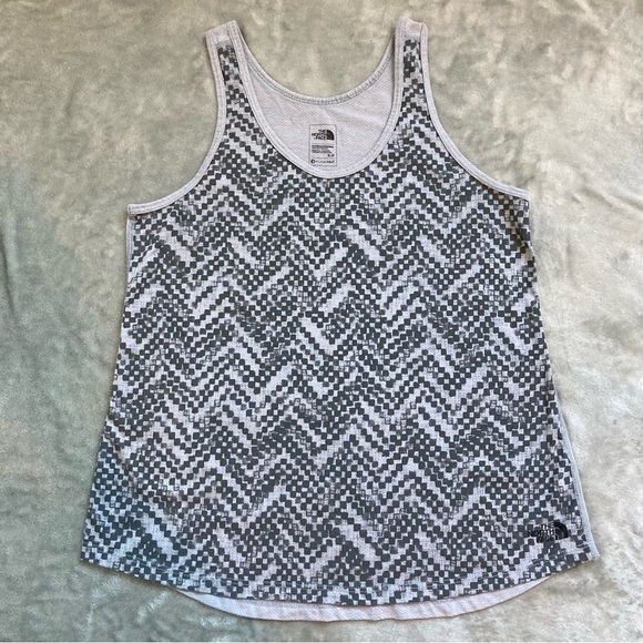 The North Face Flashdry Grey Chevron Pixel Pattern Activewear Tank Top Sz Small - Picture 1 of 8